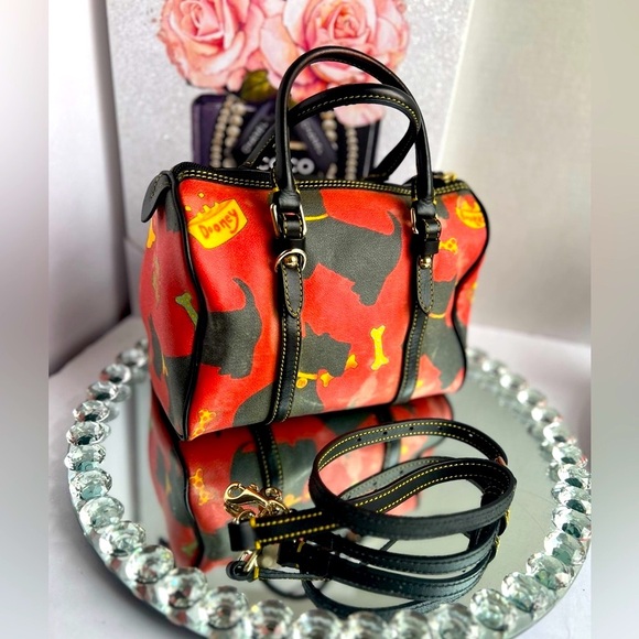 Dooney & Bourke collection Y2K limited edition Scottie Dog crossbody - Picture 1 of 12
